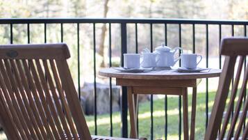Suite, 2 Bedrooms | Balcony