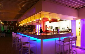 7 bars/lounges, swim-up bar, poolside bar, beach bar - SUNRISE Garden Beach Resort - All inclusive (Hurghada)
