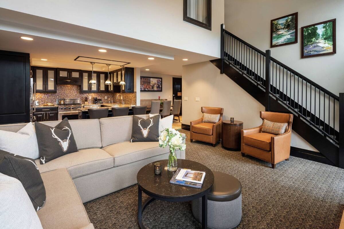Living area | 42-inch flat-screen TV with digital channels, TV, iPod dock