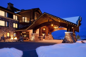Exterior - Waldorf Astoria Park City (Park City)