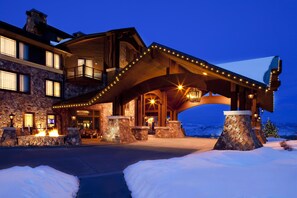 Exterior - Waldorf Astoria Park City (Park City)