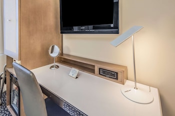 Deluxe Room, 2 Double Beds | Egyptian cotton sheets, premium bedding, pillowtop beds, minibar at Blue Angel Hotel NYC