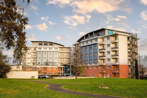 Exterior - Clarion Aparthotel Toulouse Le Parc de l  ’Escale (Toulouse)