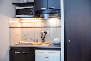 Appartement Supérieur Duplex - 4 personnes | Una cassaforte in camera, una scrivania, insonorizzazione