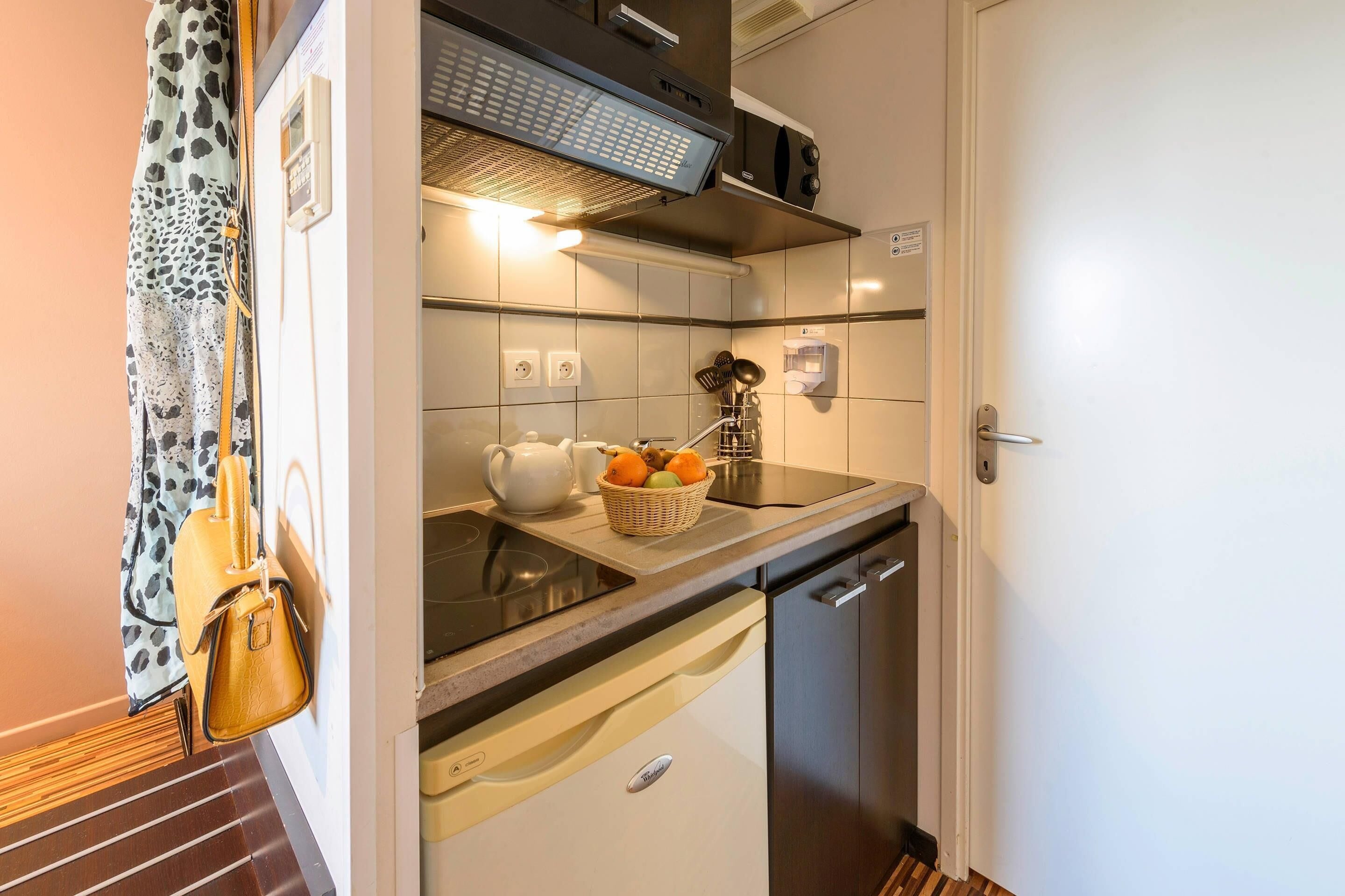 Studio - 2 persons | In-room safe, desk, soundproofing, iron/ironing board