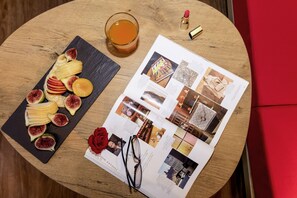 Petit déjeuner buffet (1400 DZD par personne)