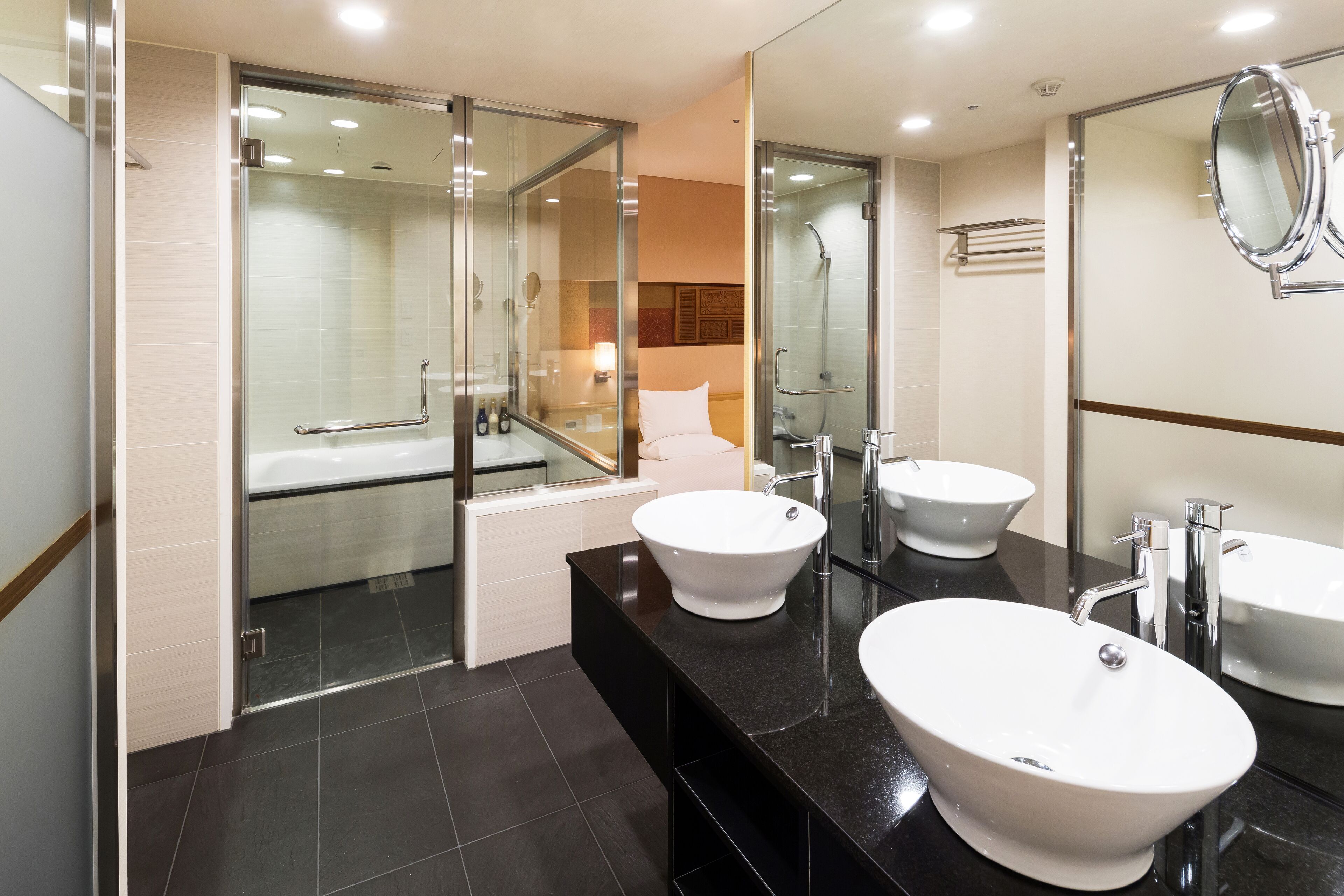 combined shower/bathtub, free toiletries, hair dryer, slippers