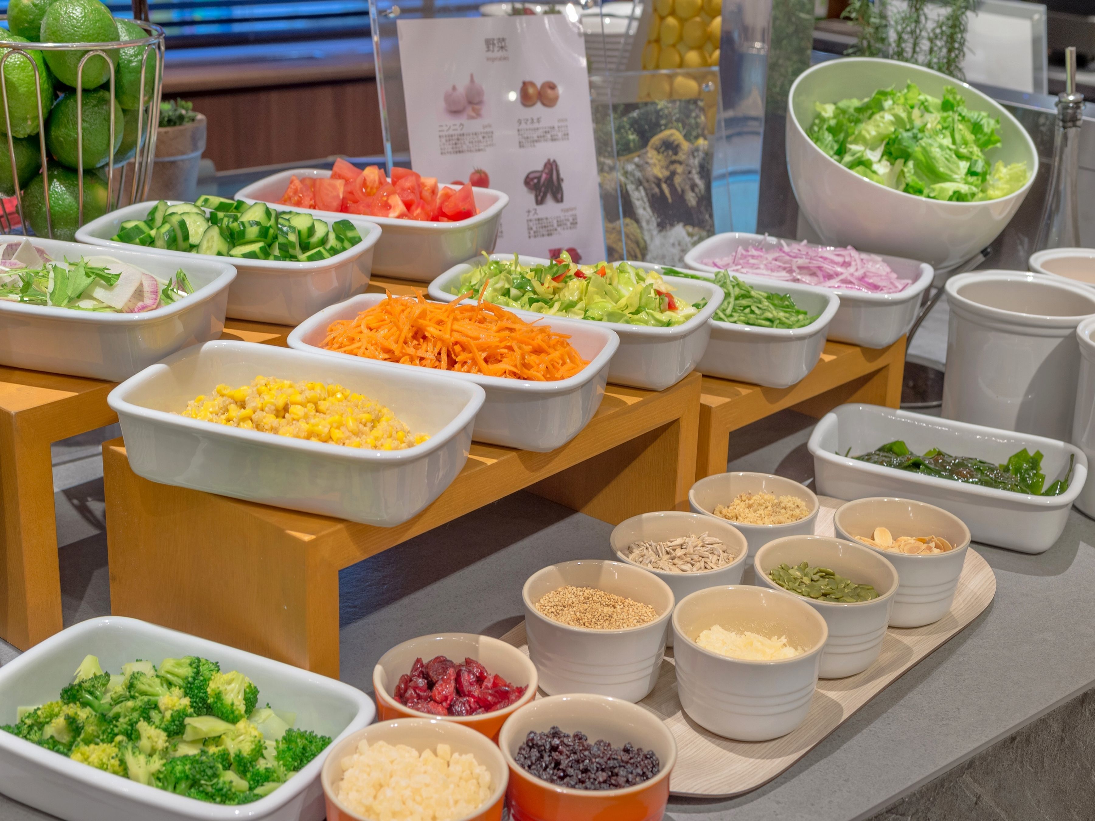 daily buffet breakfast (jpy 2057 per person)