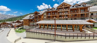 Noemys Les Chalets de Bois Méan