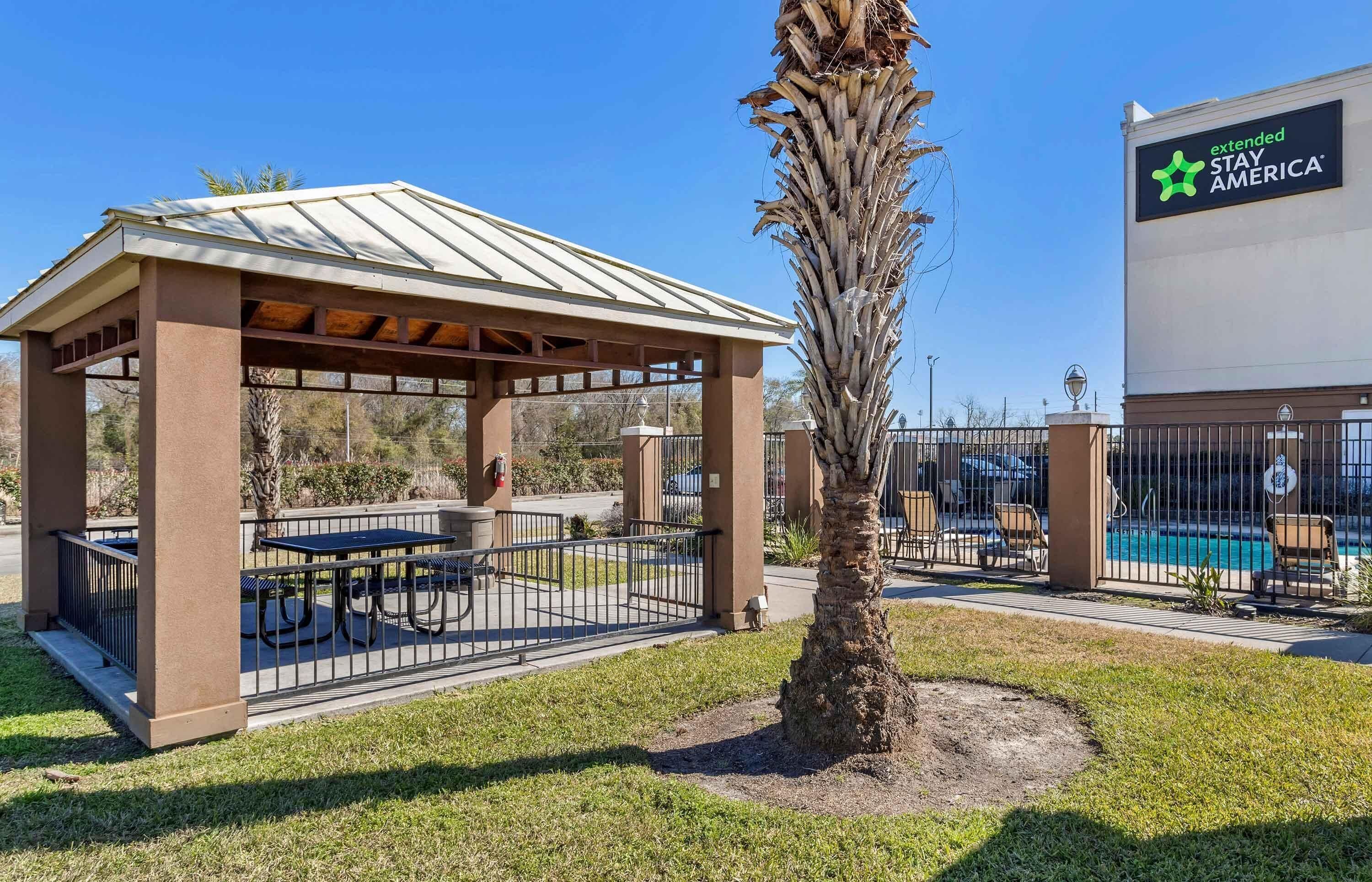BBQ/picnic area