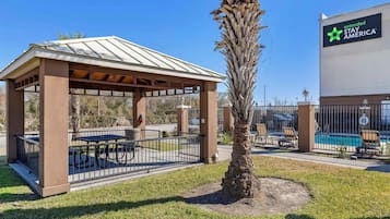 BBQ/picnic area