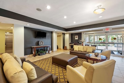 Extended Stay America Suites Houston IAH Airport