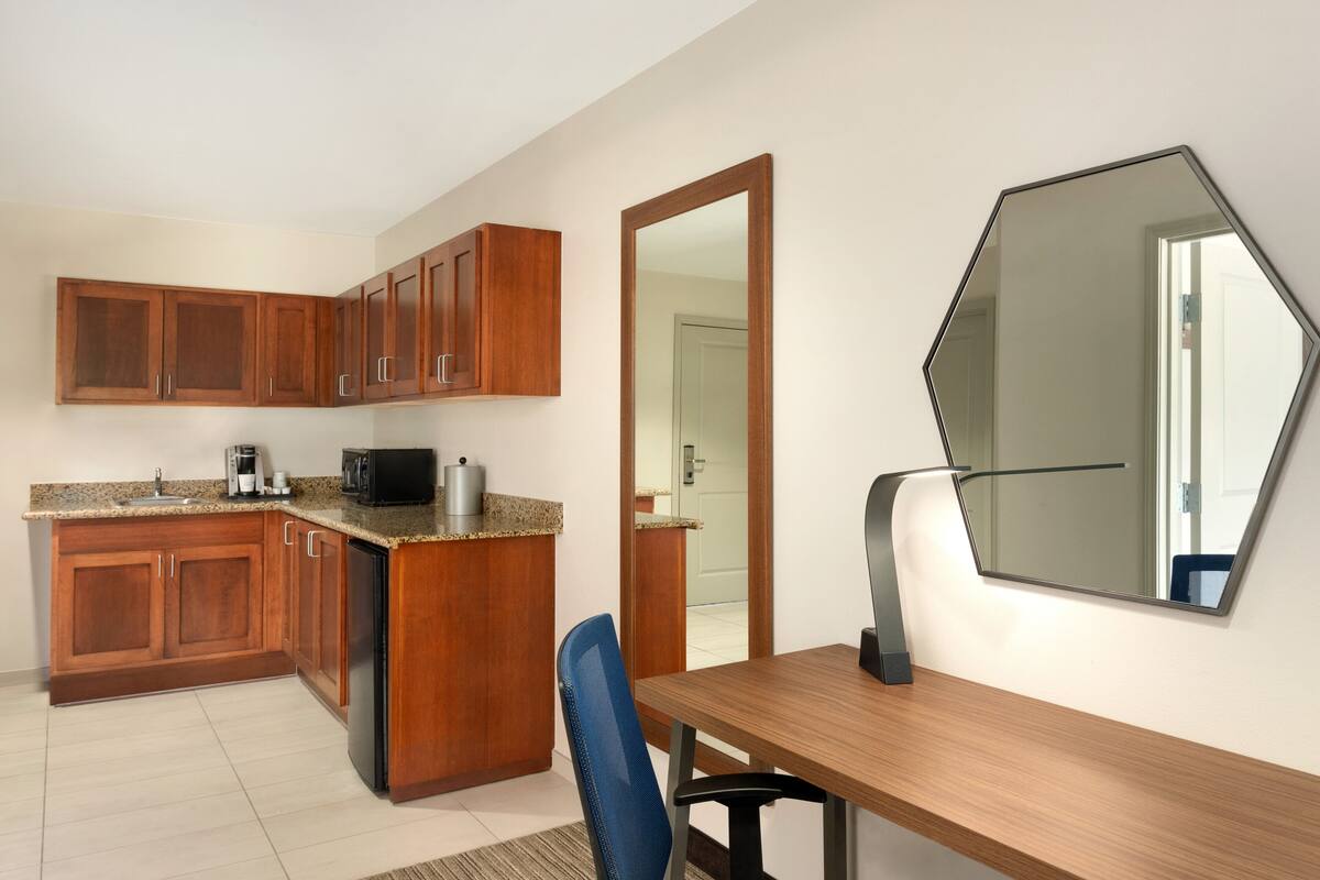 suite, 1 bedroom | desk, laptop workspace, blackout curtains, iron/ironing board