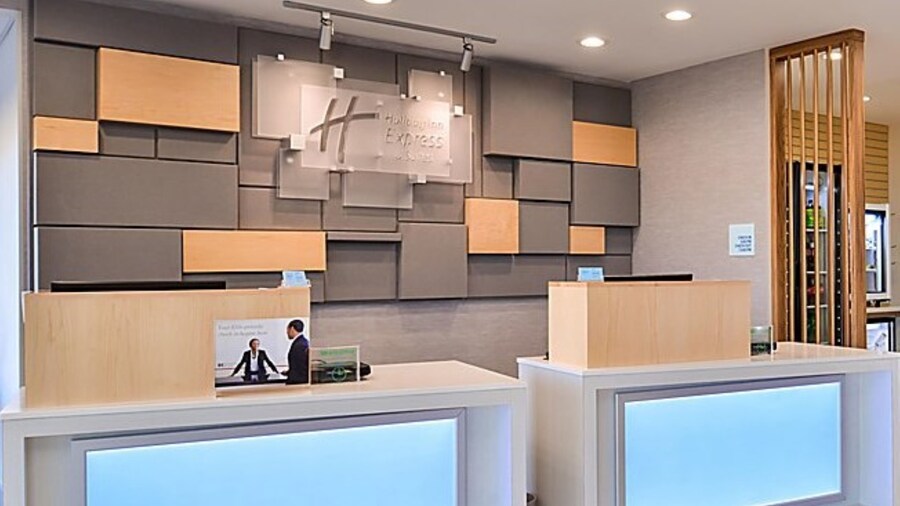 Holiday Inn Express Inn & Suites Searcy by IHG