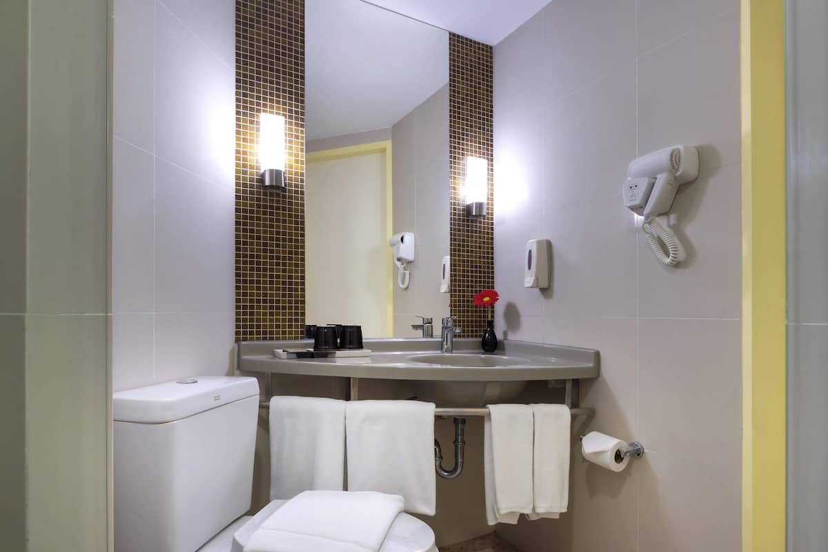 In-room safe, desk, iron/ironing board, free cots/infant beds