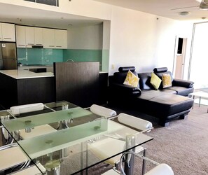 Apartment, 3 Schlafzimmer | Wohnbereich