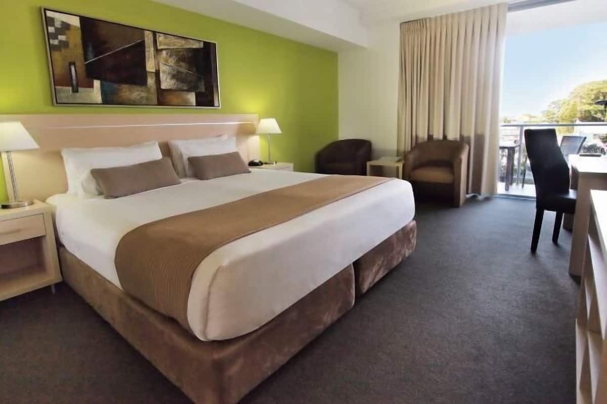 1 bedroom, laptop workspace, iron/ironing board, WiFi