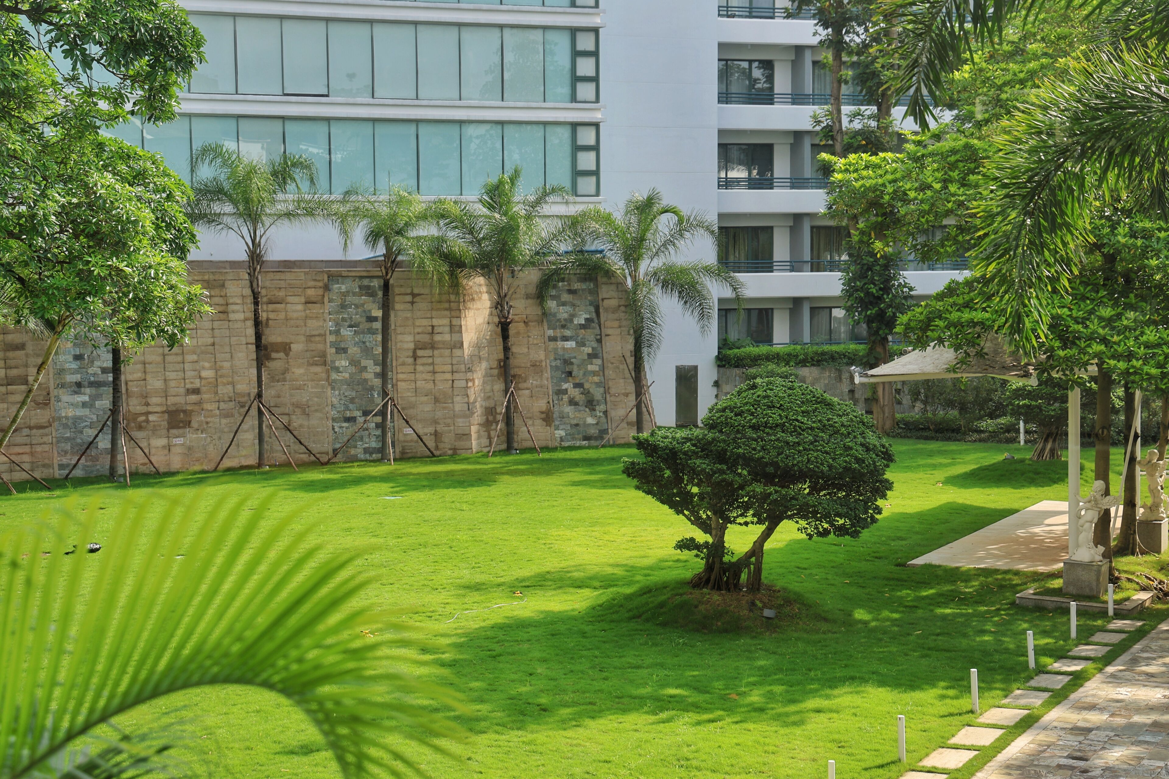 outdoor banquet area