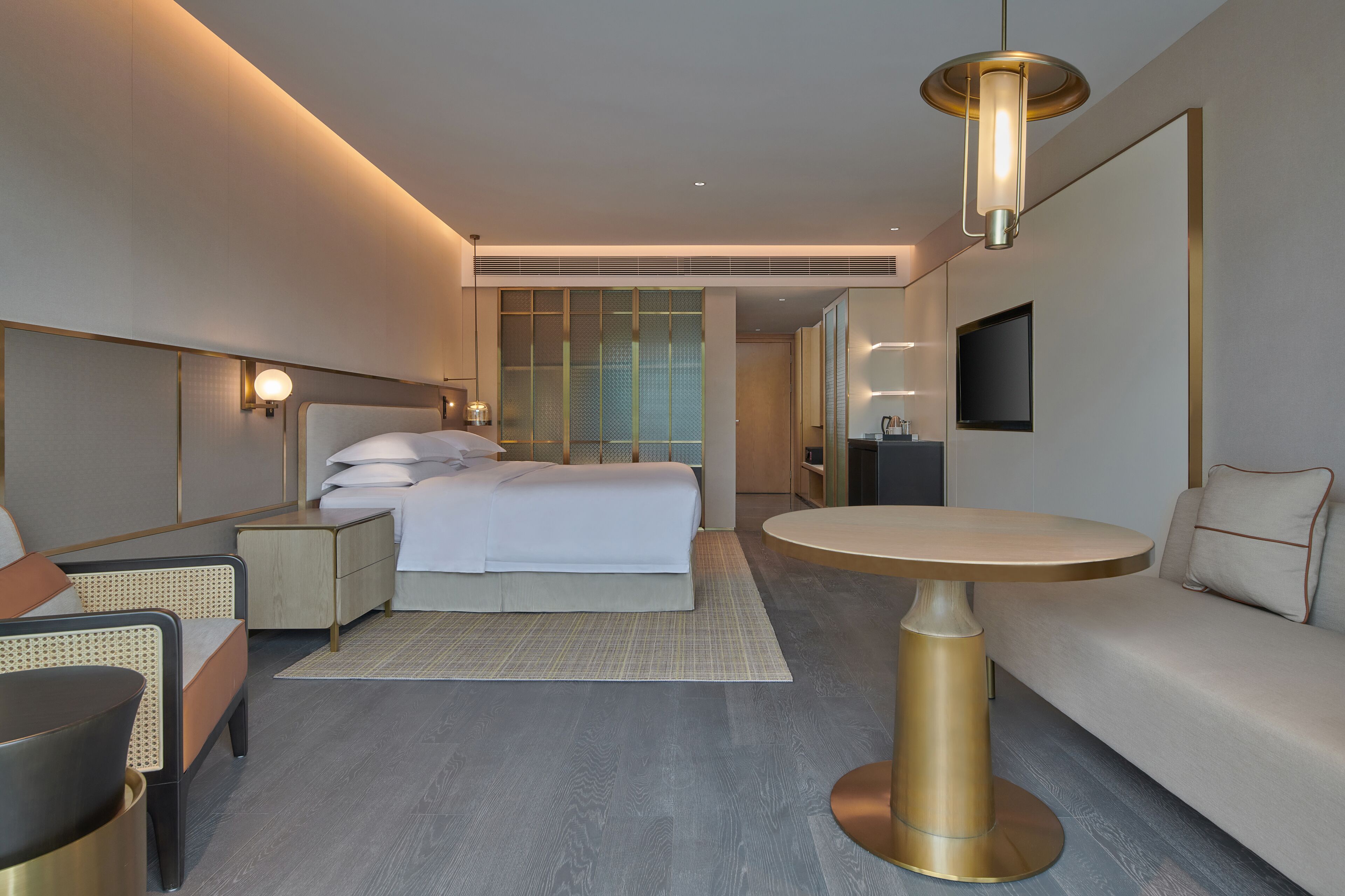 minibar, in-room safe, desk, laptop workspace