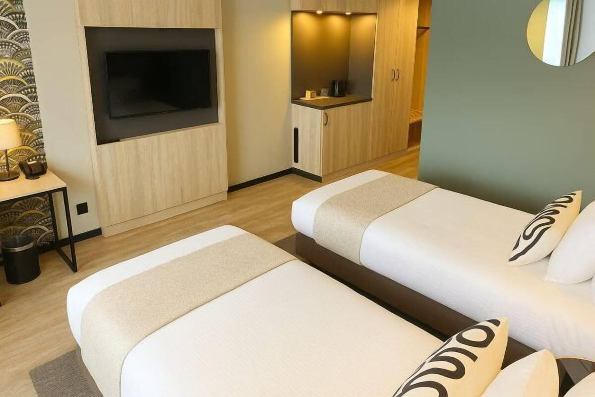 Cofres nos quartos, ferros/tábuas de passar roupa, Wi-Fi de cortesia