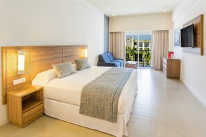 Minibar, in-room safe, blackout curtains, iron/ironing board