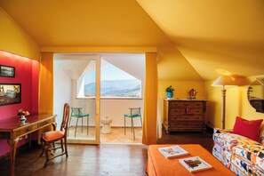 Suite | Minibar, in-room safe, individually decorated, individually furnished - Boutique Hotel Ristorante Don Alfonso 1890 (Massa Lubrense)