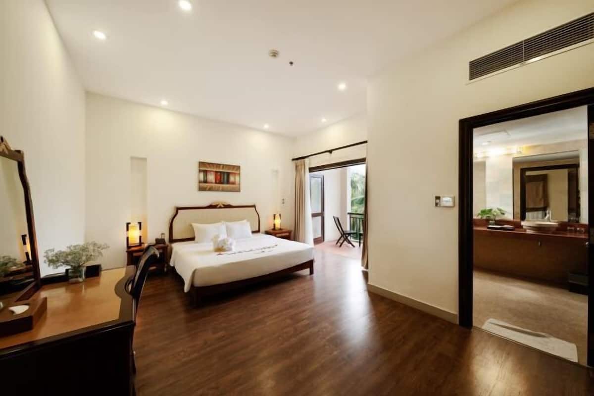 1 bedroom, minibar, in-room safe, desk