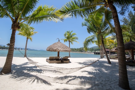 Beach nearby, white sand