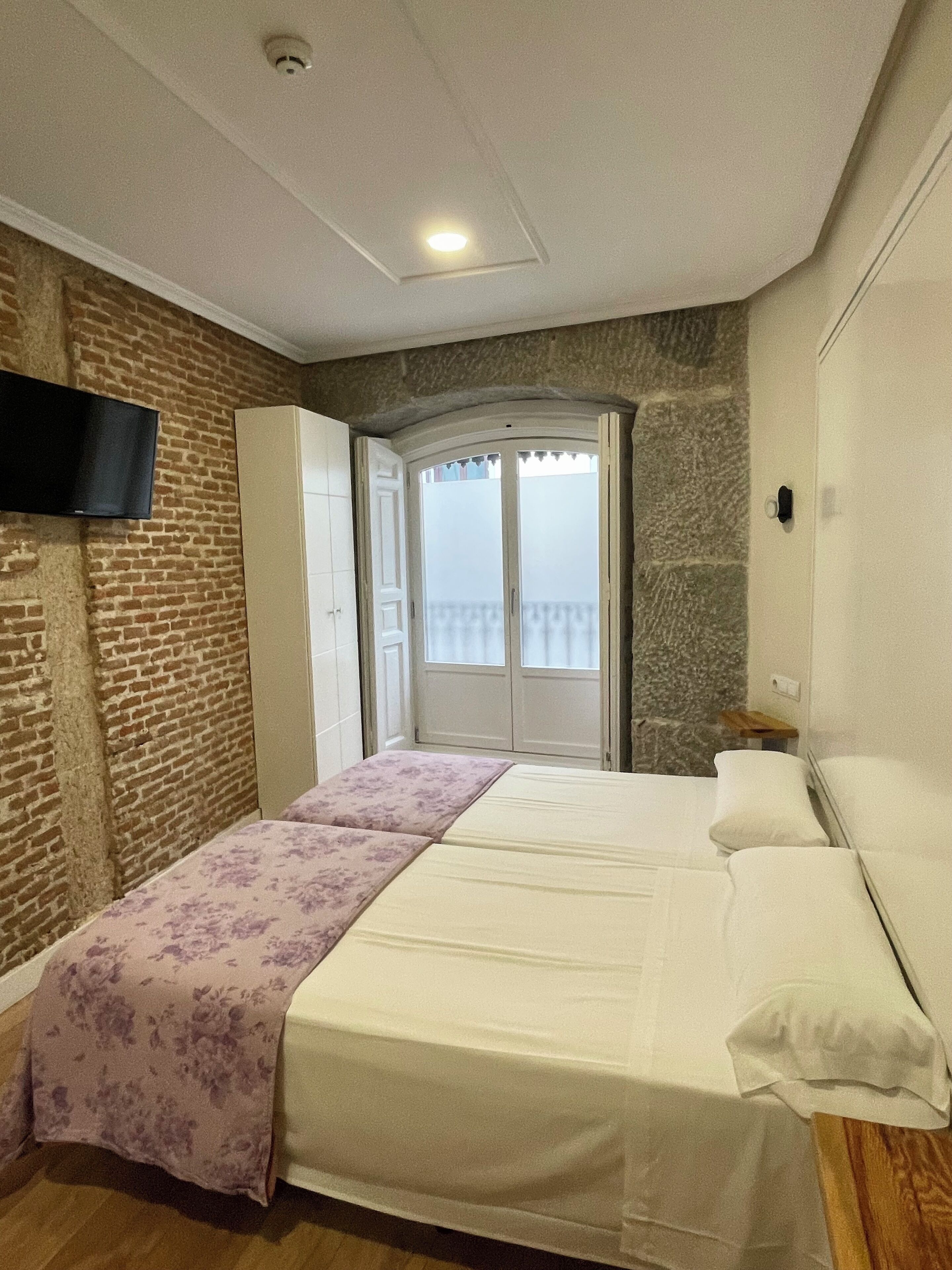 Photo - Hostal Met Madrid