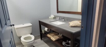 CountrySide Inn