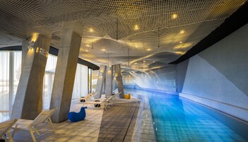 3 indoor pools, seasonal outdoor pool, pool umbrellas, sun loungers