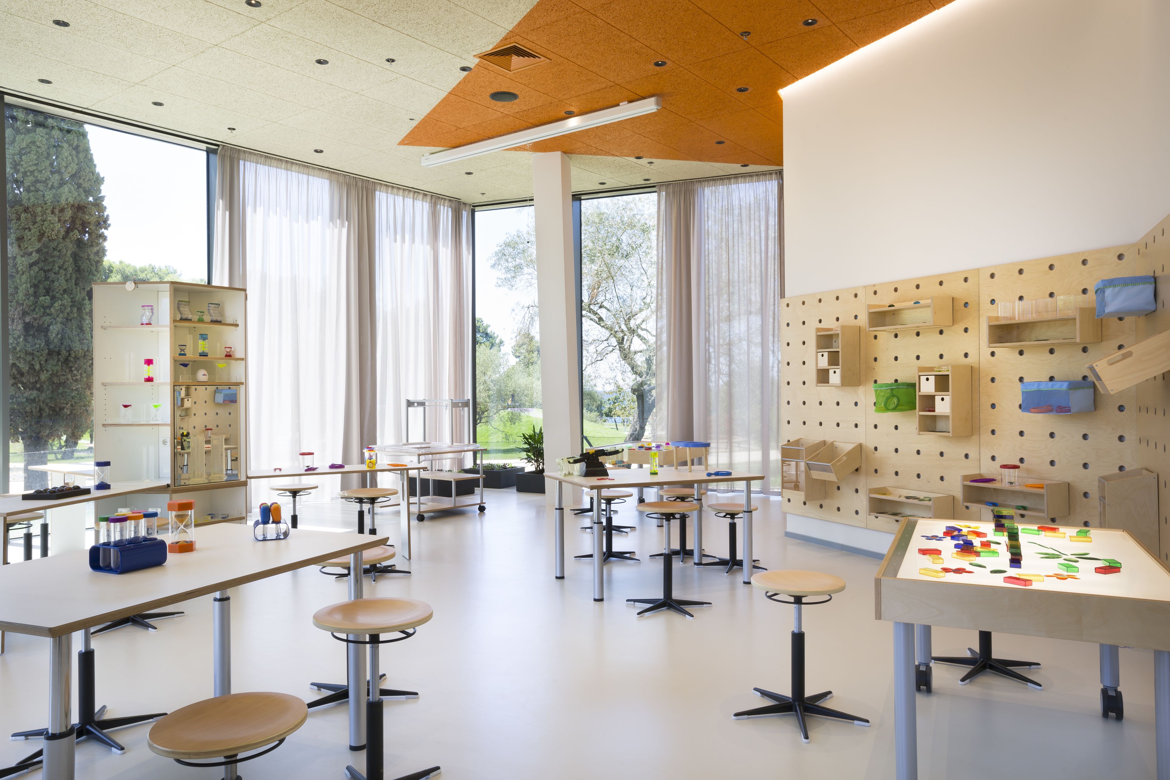 children’s play area – indoor