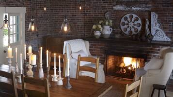 Free daily full breakfast