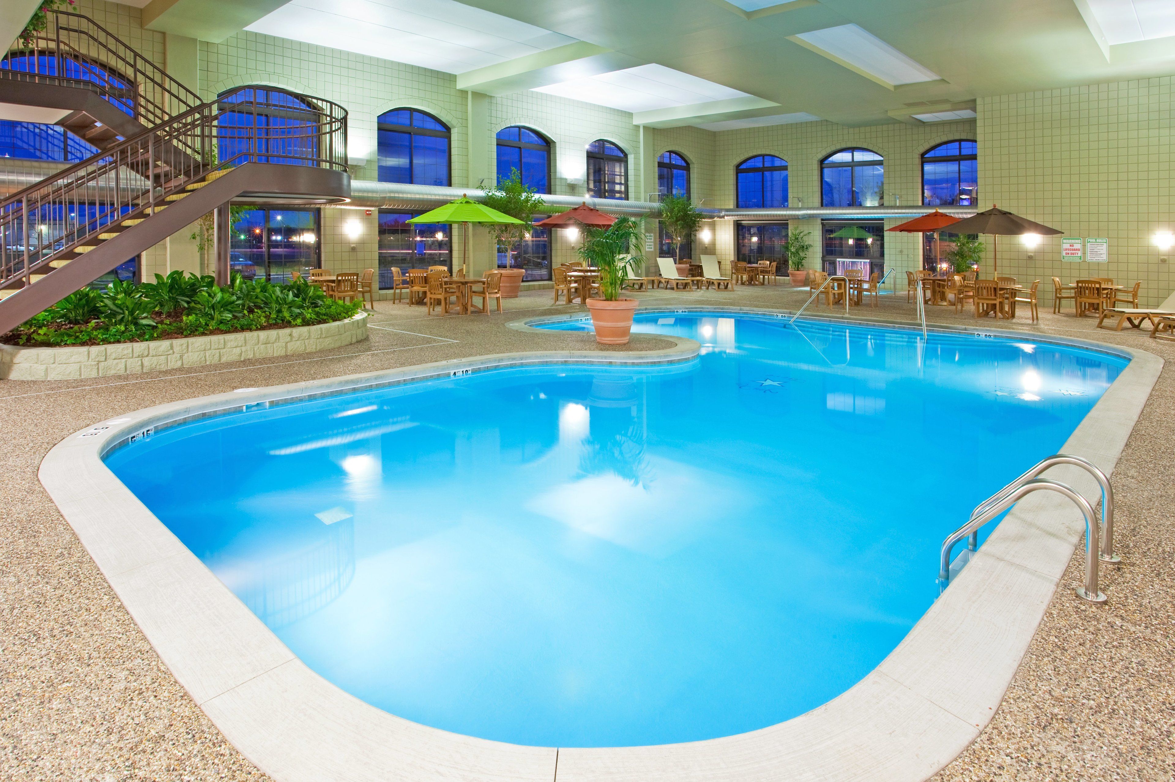 indoor pool, pool loungers