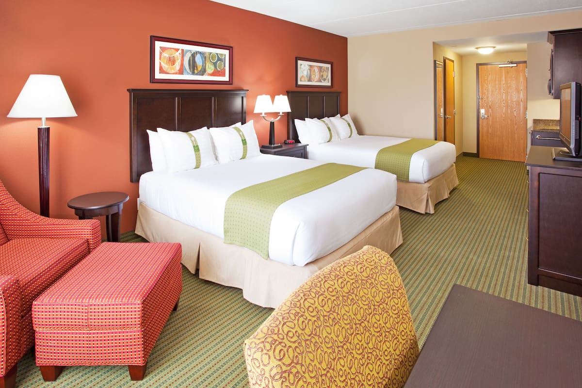 Standard Room, 2 Queen Beds, Accessible (Communications)