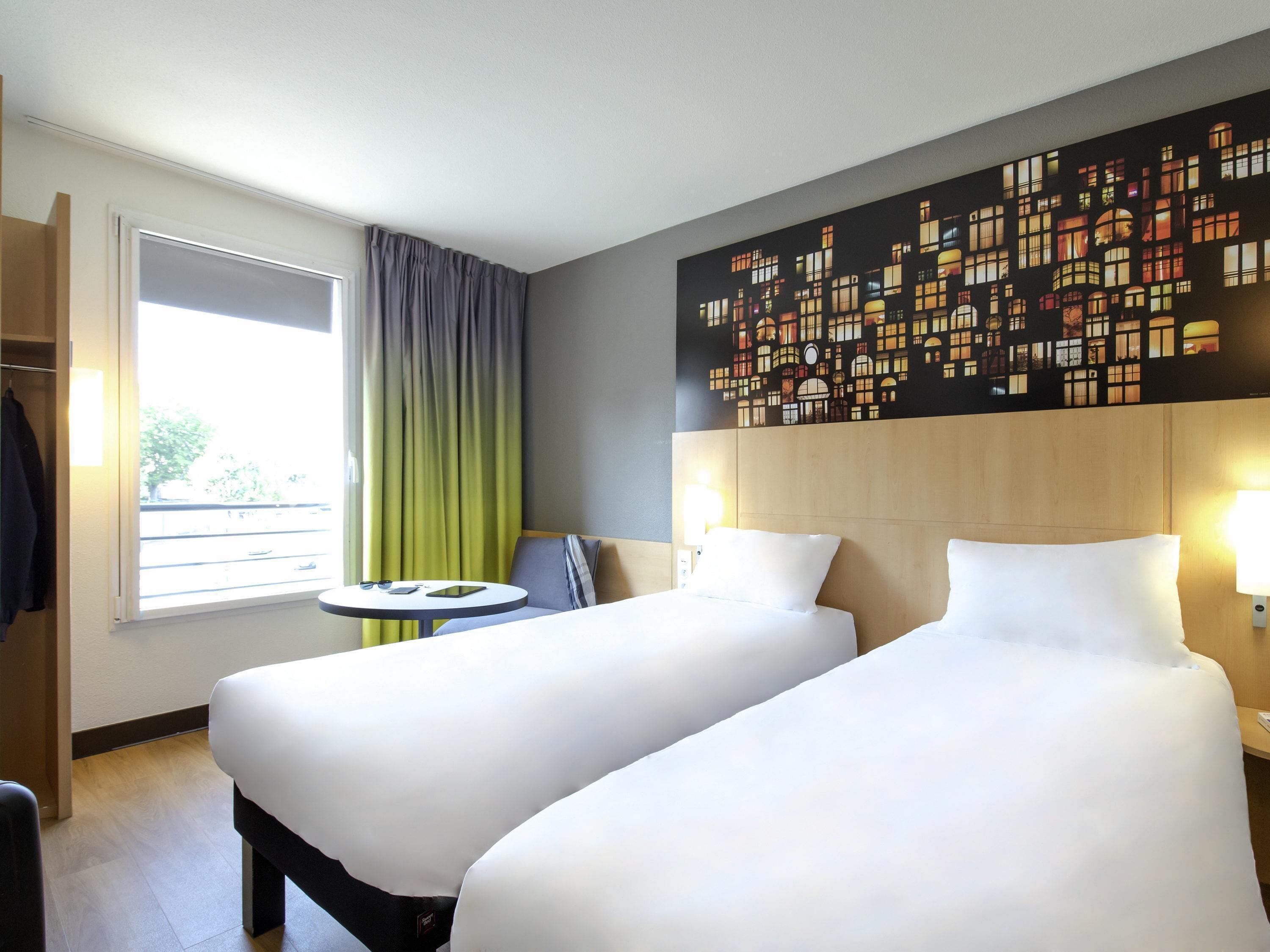 Chambre Standard, 2 lits une place