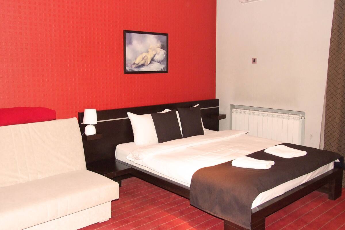 Comfort Triple Room | Down duvets, minibar, in-room safe, desk