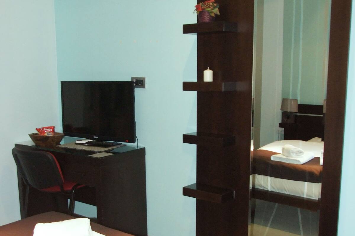 Deluxe Double Room | Down duvets, minibar, in-room safe, desk