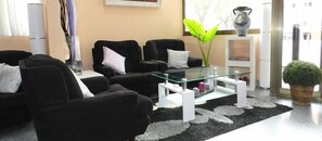 Lobby - Travessera Parc Guell Apartamentos (Barcelona)