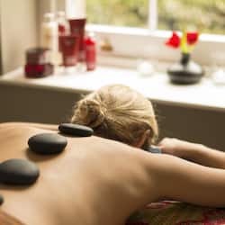 Couples treatment rooms, body treatments, hot stone massages