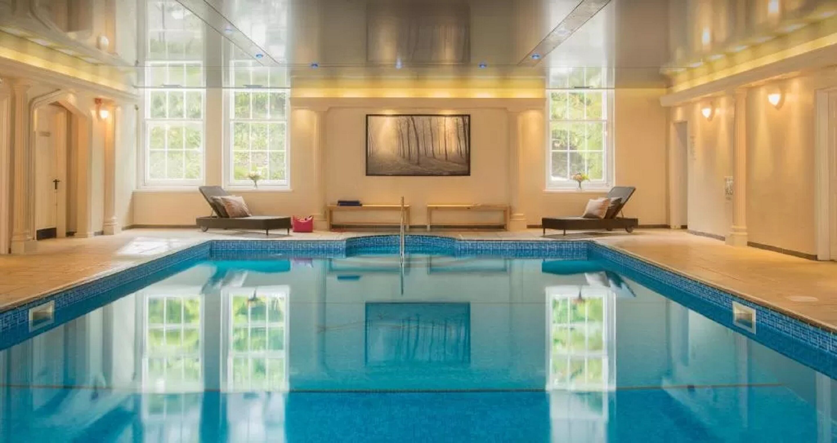 indoor pool, pool loungers
