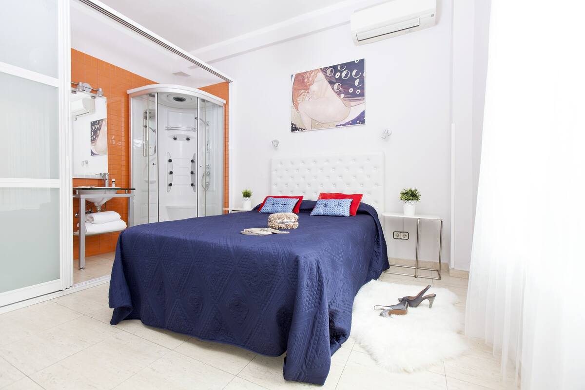 Superior Double Room | Memory foam beds, in-room safe, laptop workspace
