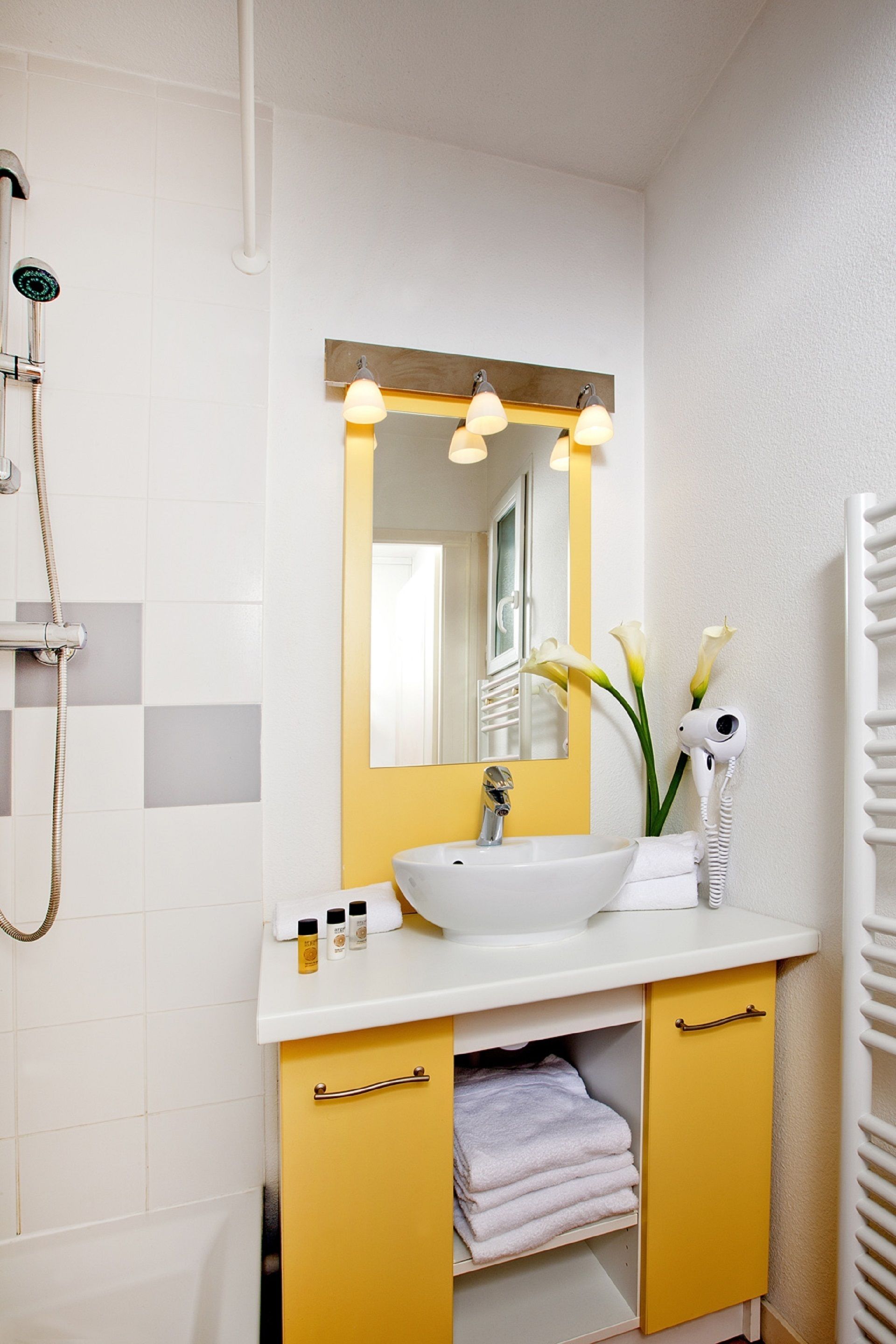 Studio | Bathroom sink