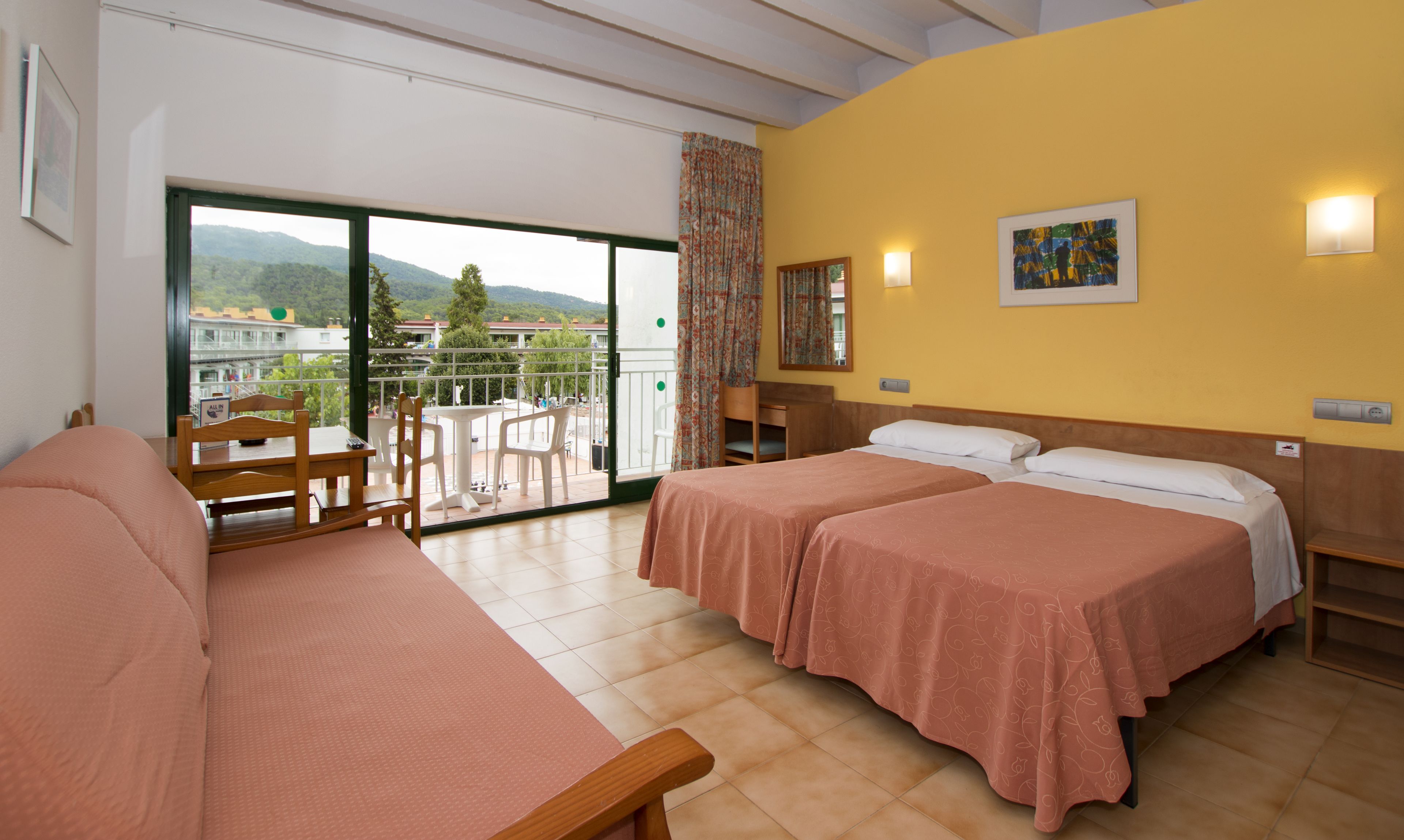 Photo - Medplaya Aparthotel Sant Eloi