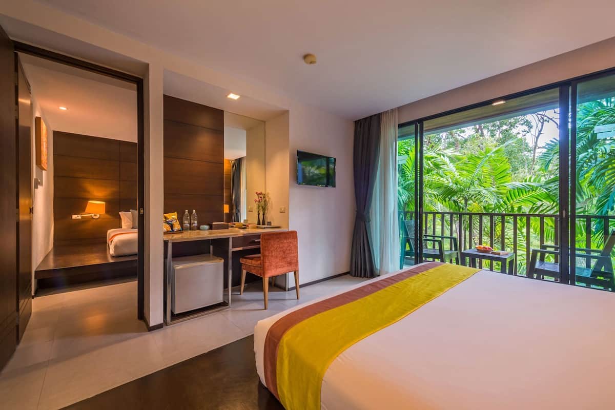 SÀngtillbehör av högsta kvalitet och minibar