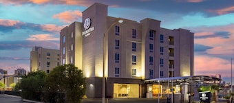 DoubleTree by Hilton Las Vegas East Flamingo