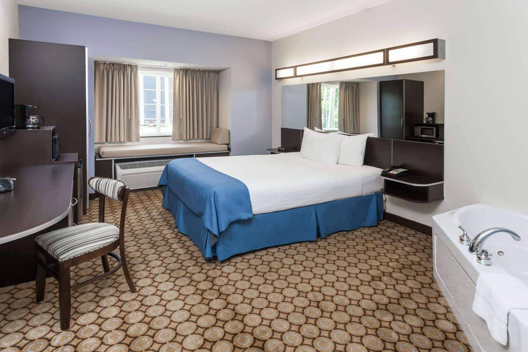 Pillowtop beds, in-room safe, desk, laptop workspace
