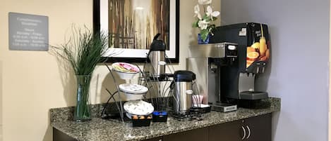 Free daily continental breakfast