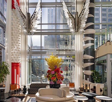 theWit Chicago, a Hilton Hotel - Image 2