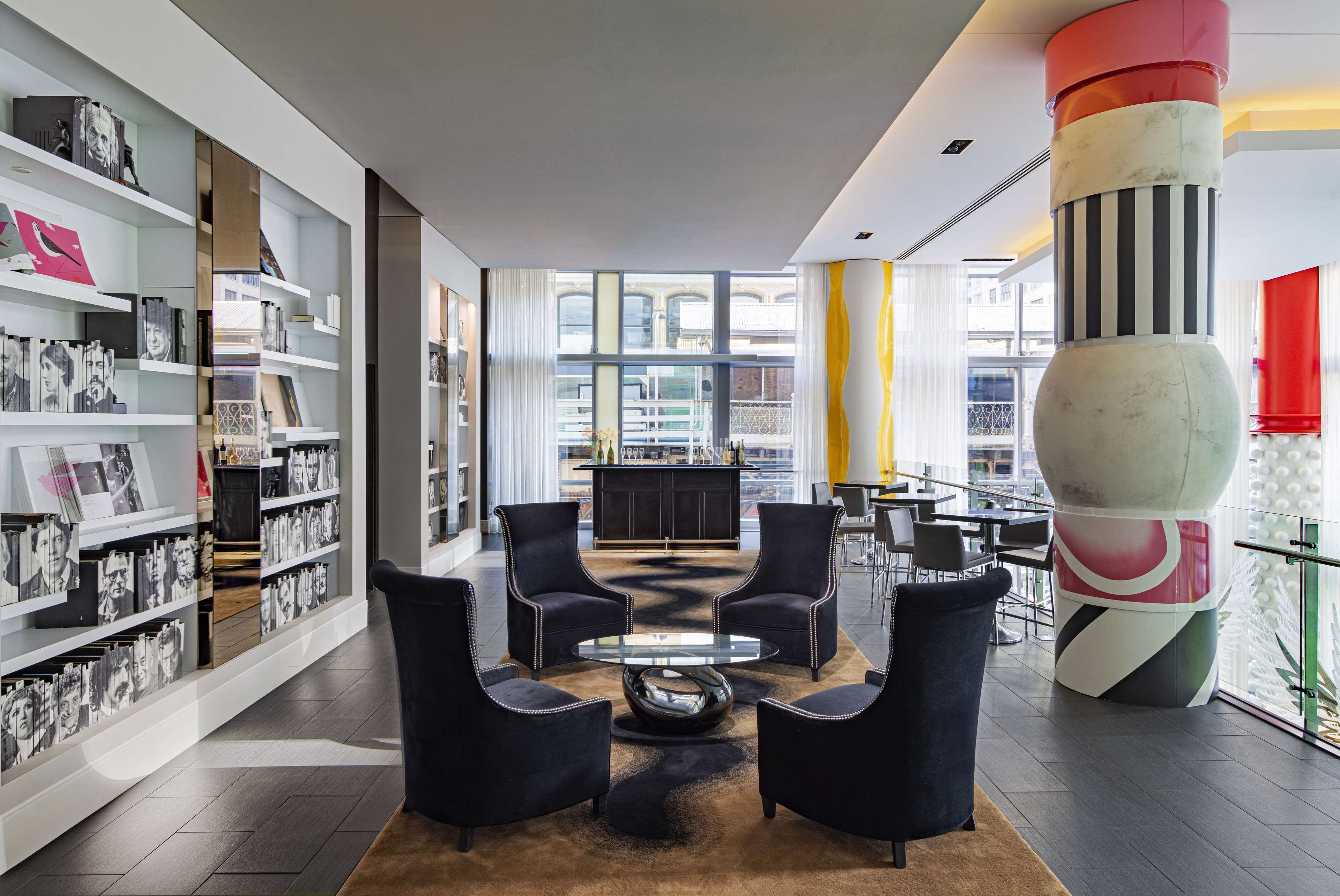 2 bars/lounges, rooftop bar